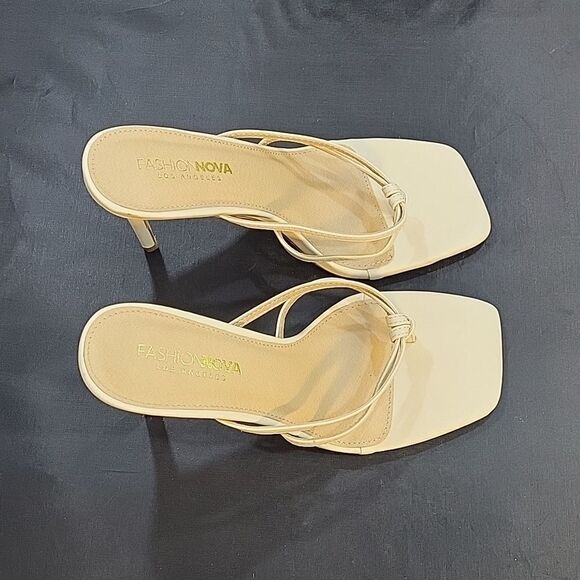 BRAND NEW FASHION NOVA HIGH HEEL STILETTOS SQUARE TOE SANDAL - Picture 8 of 16